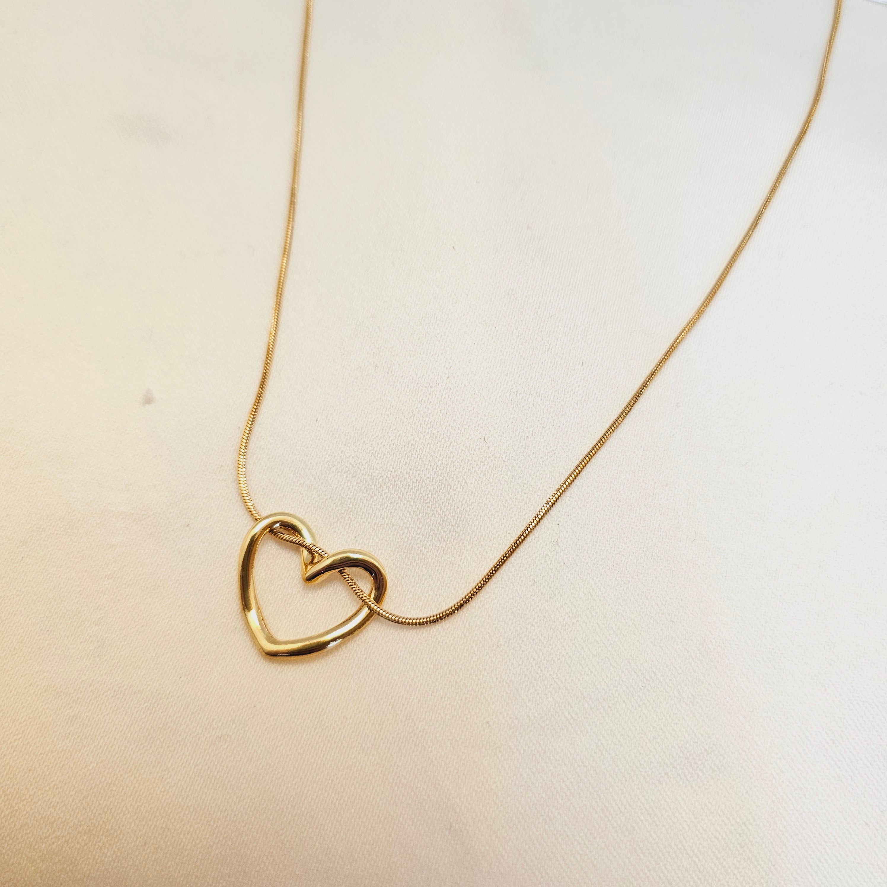 SALE ANTI-TARNISH PENDANT - 18 | Fynsia