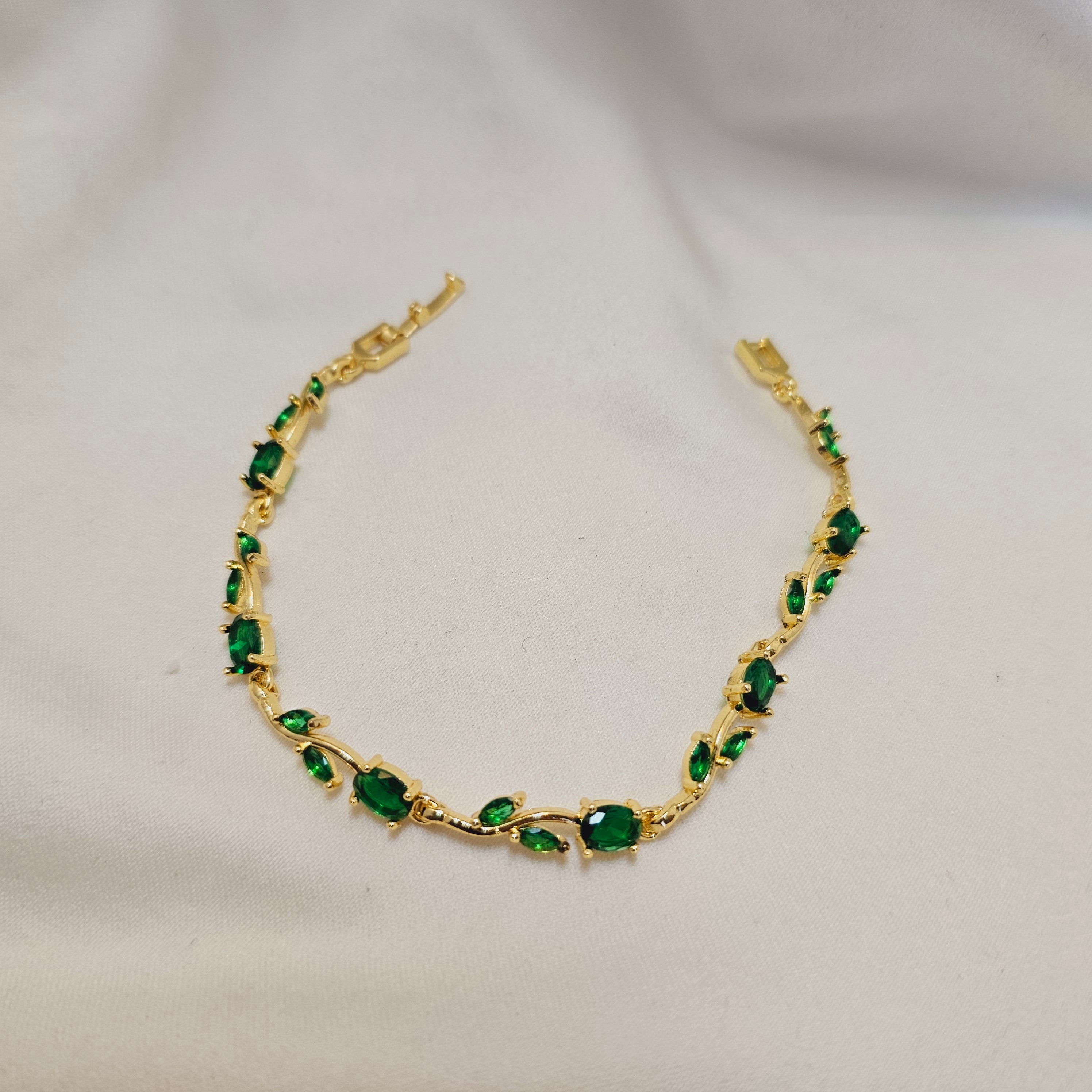 SALE ANTI-TARNISH BRACELET- 5 | Fynsia