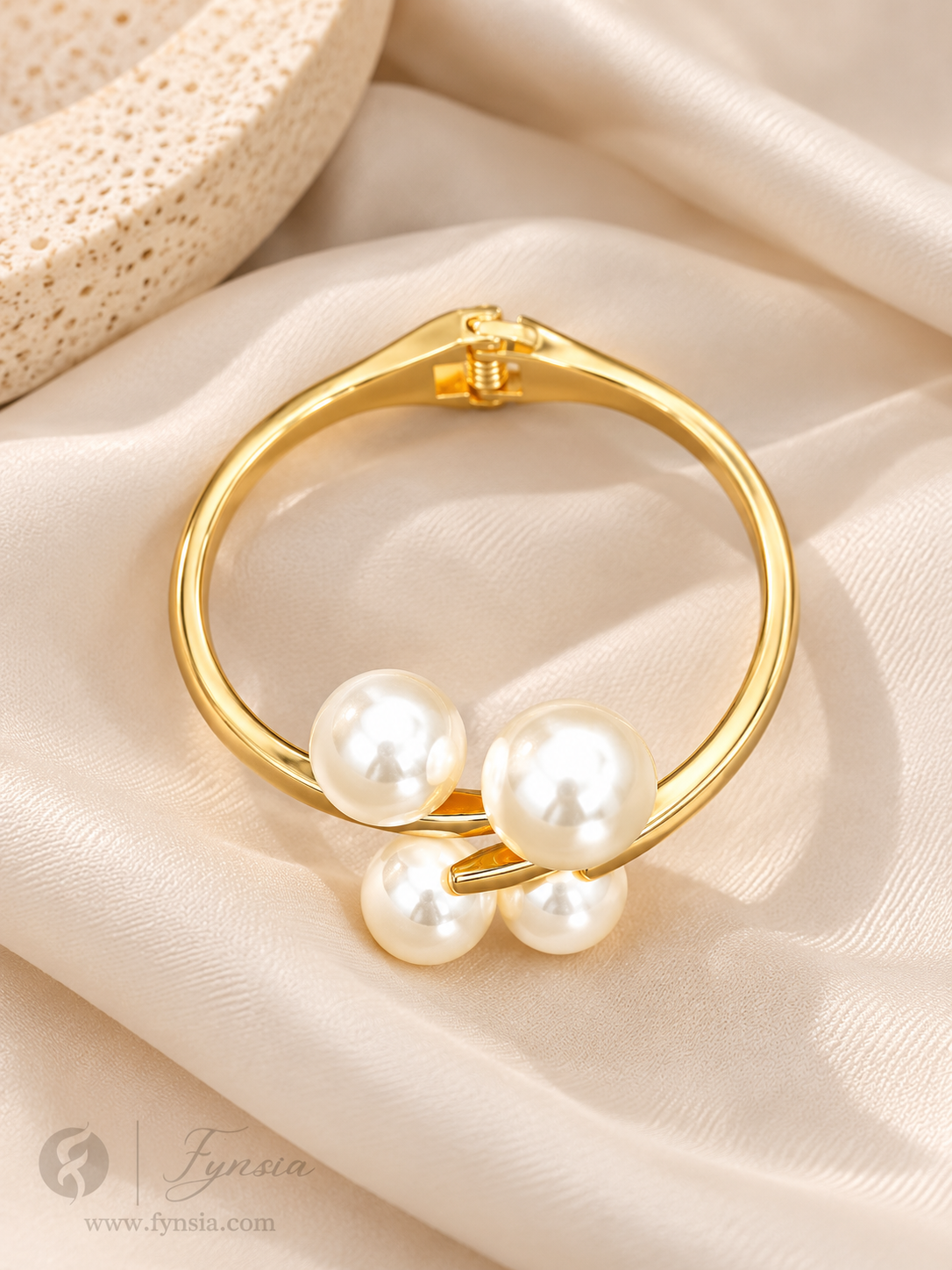 Samreen Golden White Pearl Anti Tarnish Kada | Fynsia