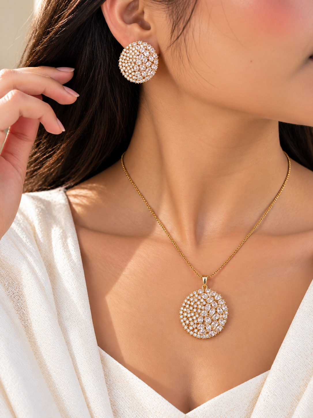 Mahenoor Zirconia Diamond Golden Tone Pendant Chain Set With Earrings | Fynsia