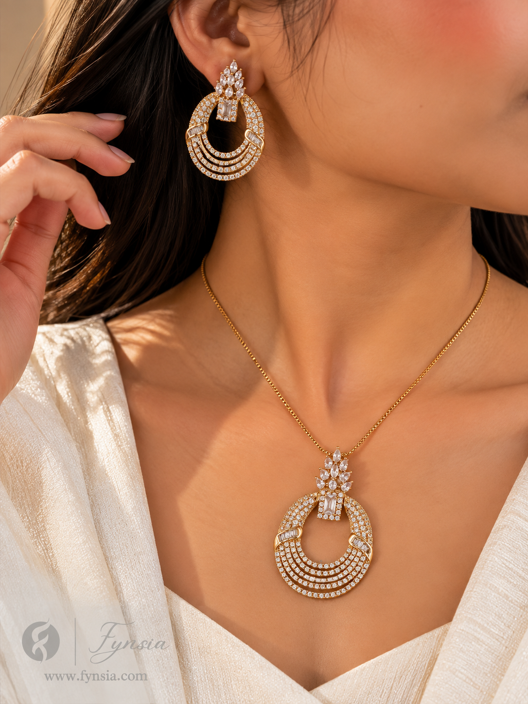 Arha Zirconia Diamond Golden Tone Pendant Chain Set With Earrings | Fynsia