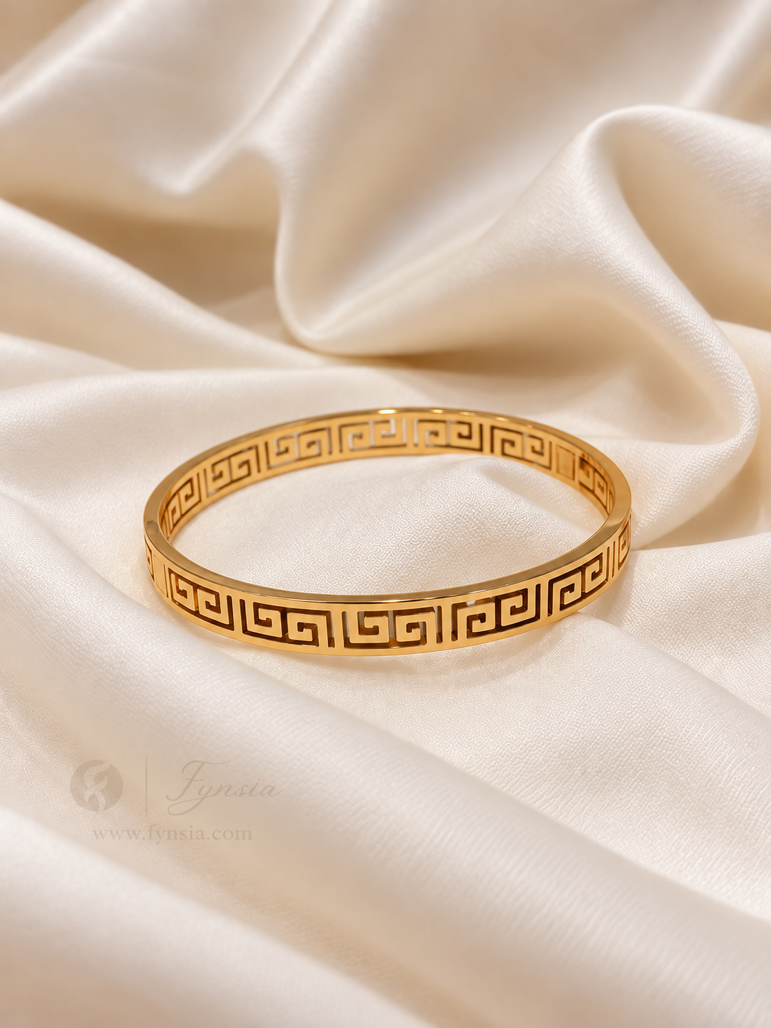 Sereen Golden Anti Tarnish Kada – Stainless Steel Bracelet | Fynsia