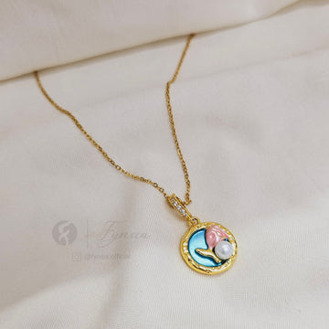 Flora Shine Golden Pendant Chain | Fynsia