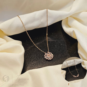 Heart-Clover Rosegold Magnet Pendant Chain | Fynsia