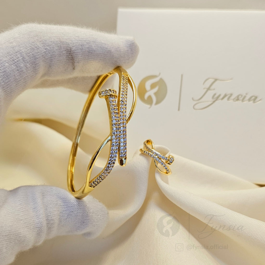 Ira Golden Kada Ring – Stainless Steel Bracelet Ring | Fynsia