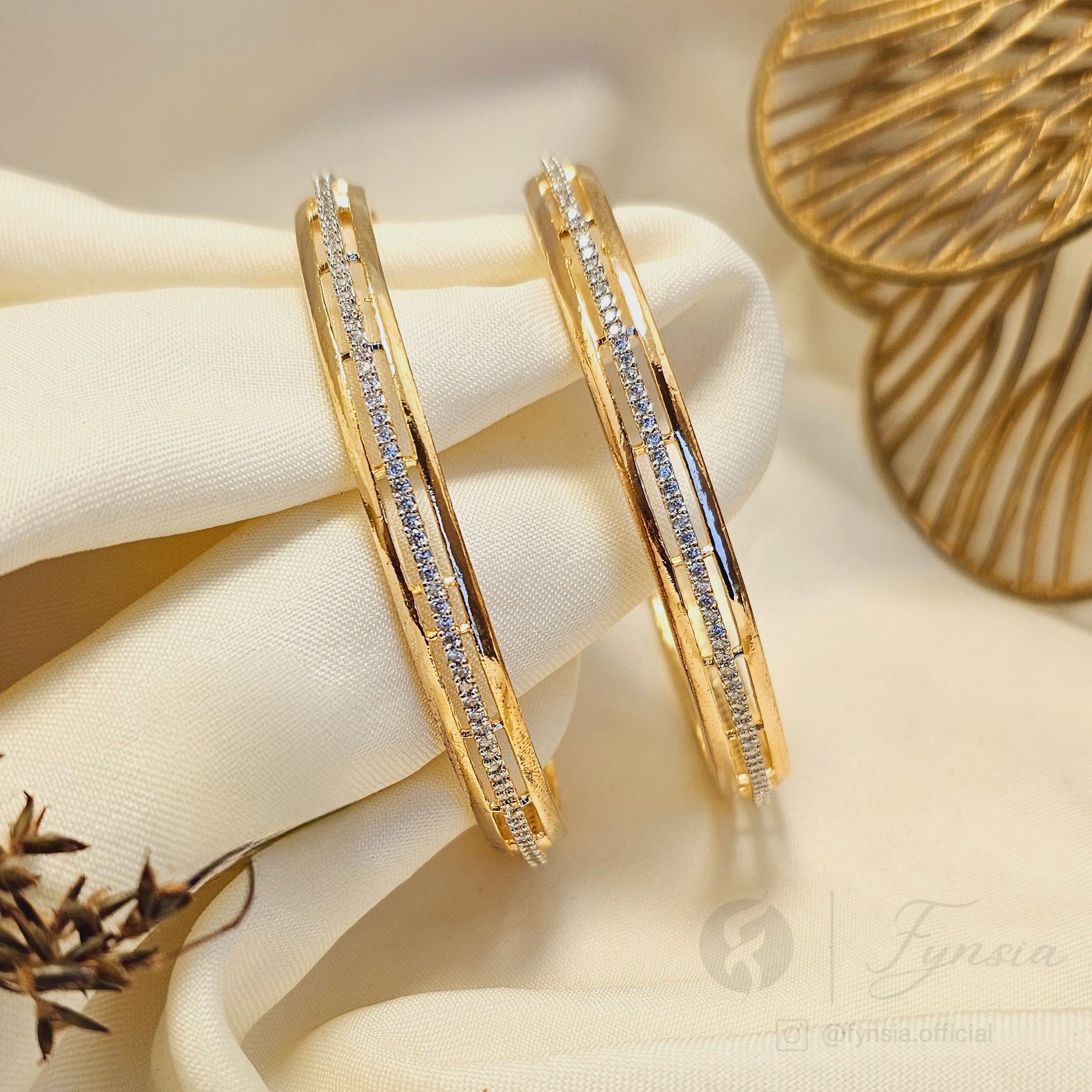 Golden Tira Bangles For Girls And Women