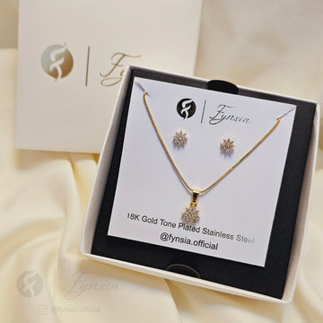 Nido 18k Gold Tone Pendant Chain Set With Studs | Fynsia