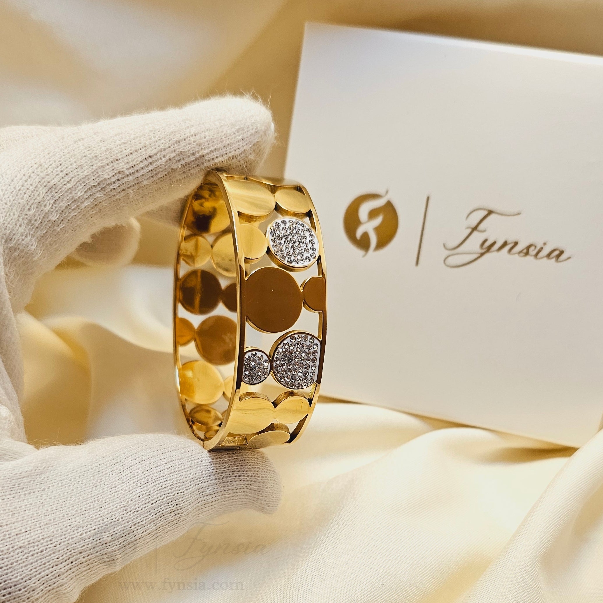 Layla Golden Anti Tarnish Kada – Stainless Steel Bracelet | Fynsia