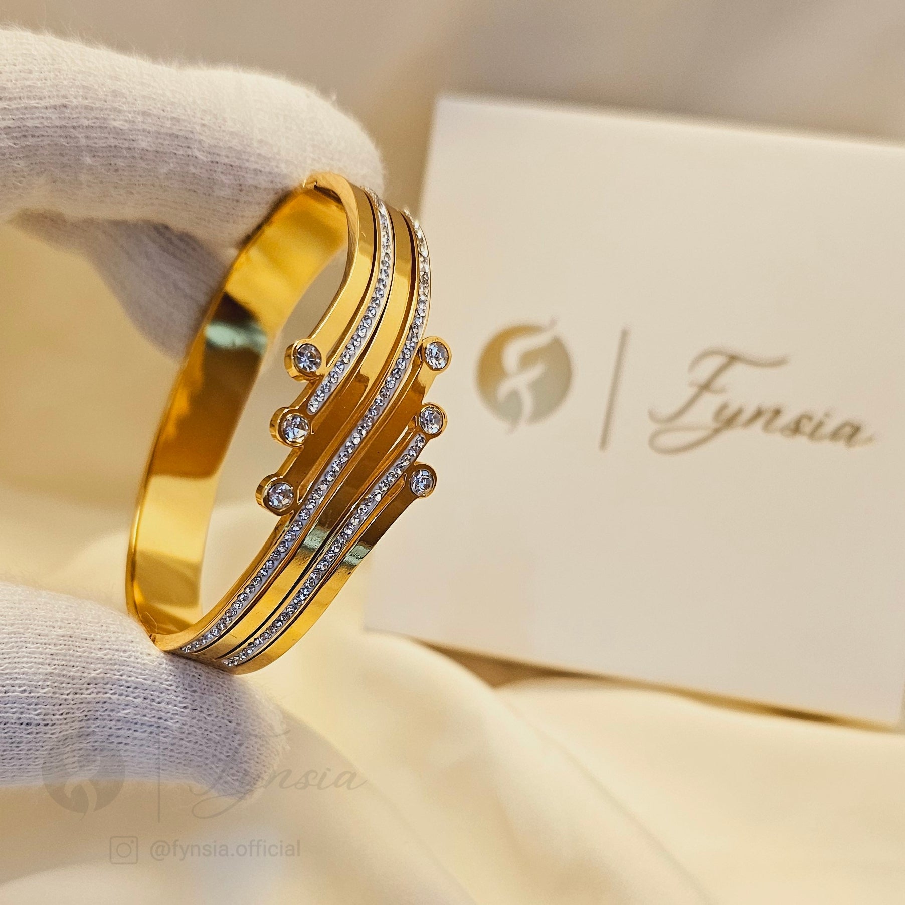 Julie Golden Anti Tarnish Kada – Stainless Steel Bracelet | Fynsia