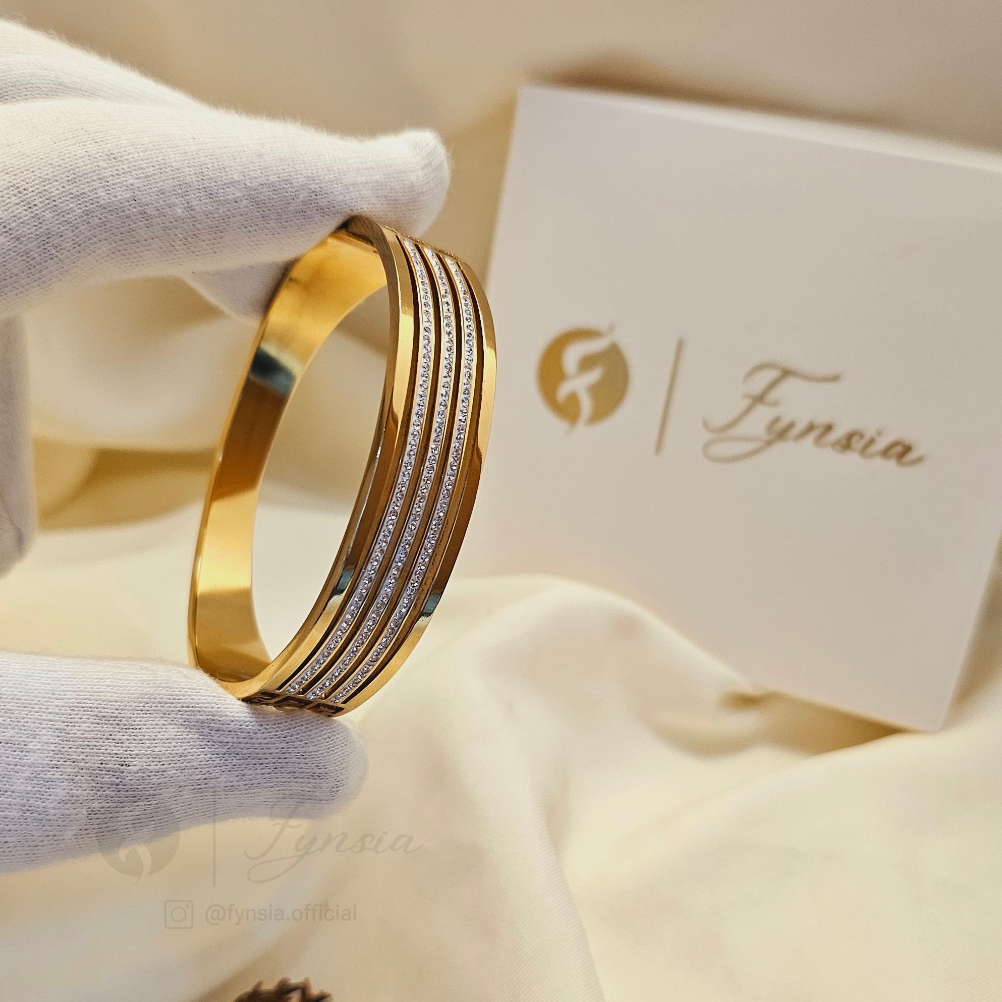 Noor Golden Anti Tarnish Kada – Stainless Steel Bracelet | Fynsia