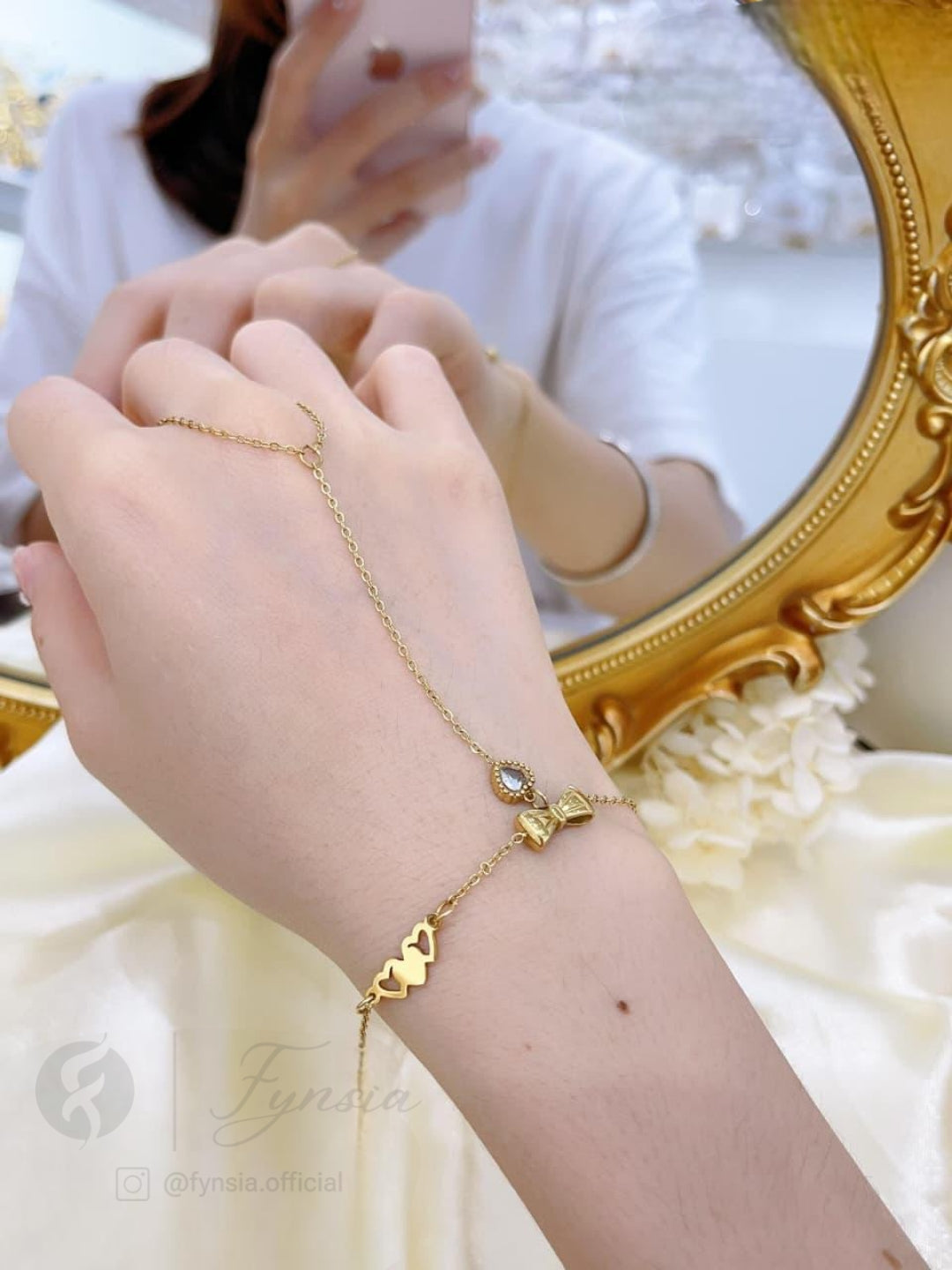 Yumna 18k Gold Tone Stainless Steel Adjustable Cuff Bracelet - Anti Tarnish | Fynsia