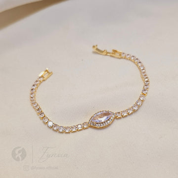Golden Zirconia Marquise Bracelet - Anti Tarnish | Fynsia