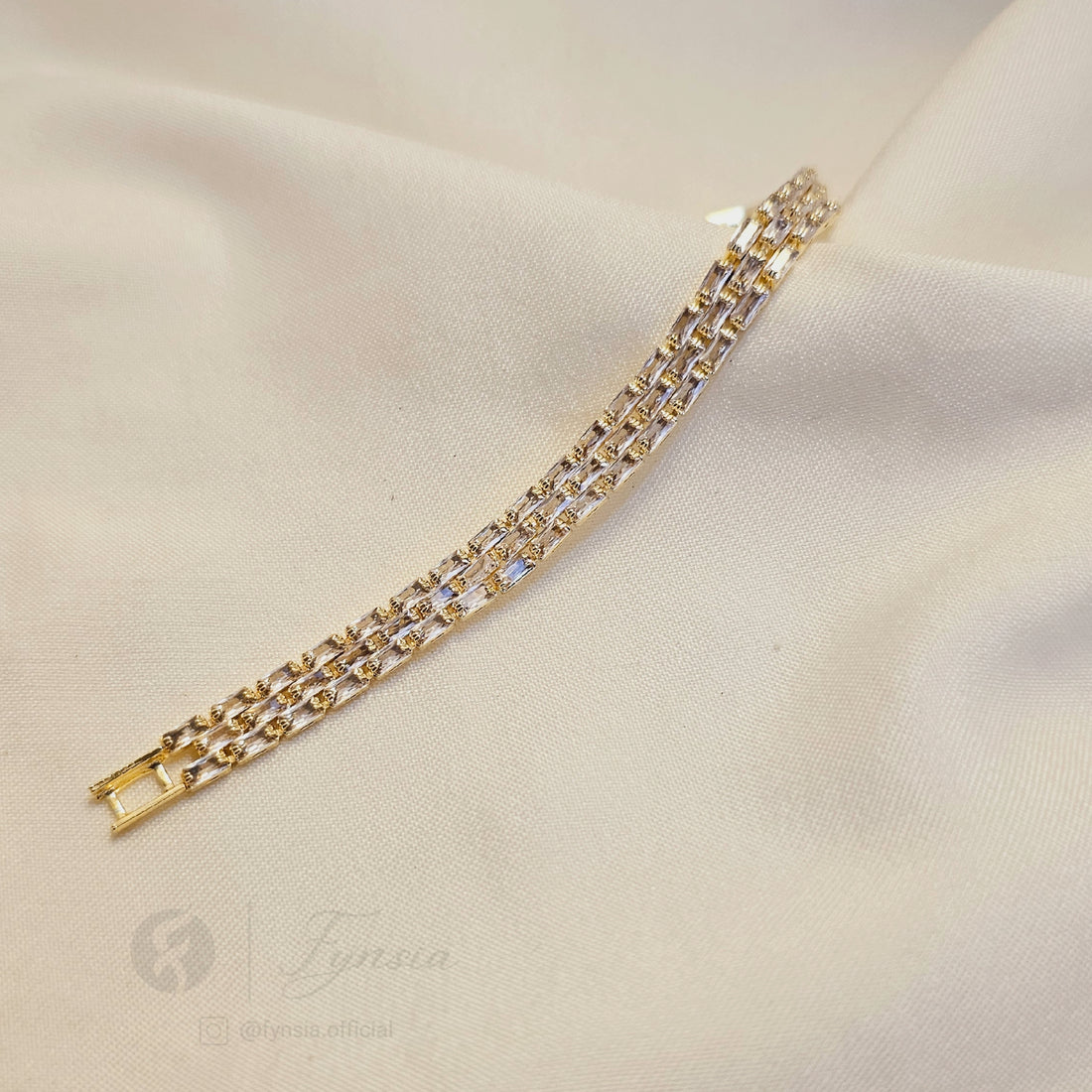 Golden Zirconia Baguette Belt Tennis Bracelet - Anti Tarnish | Fynsia