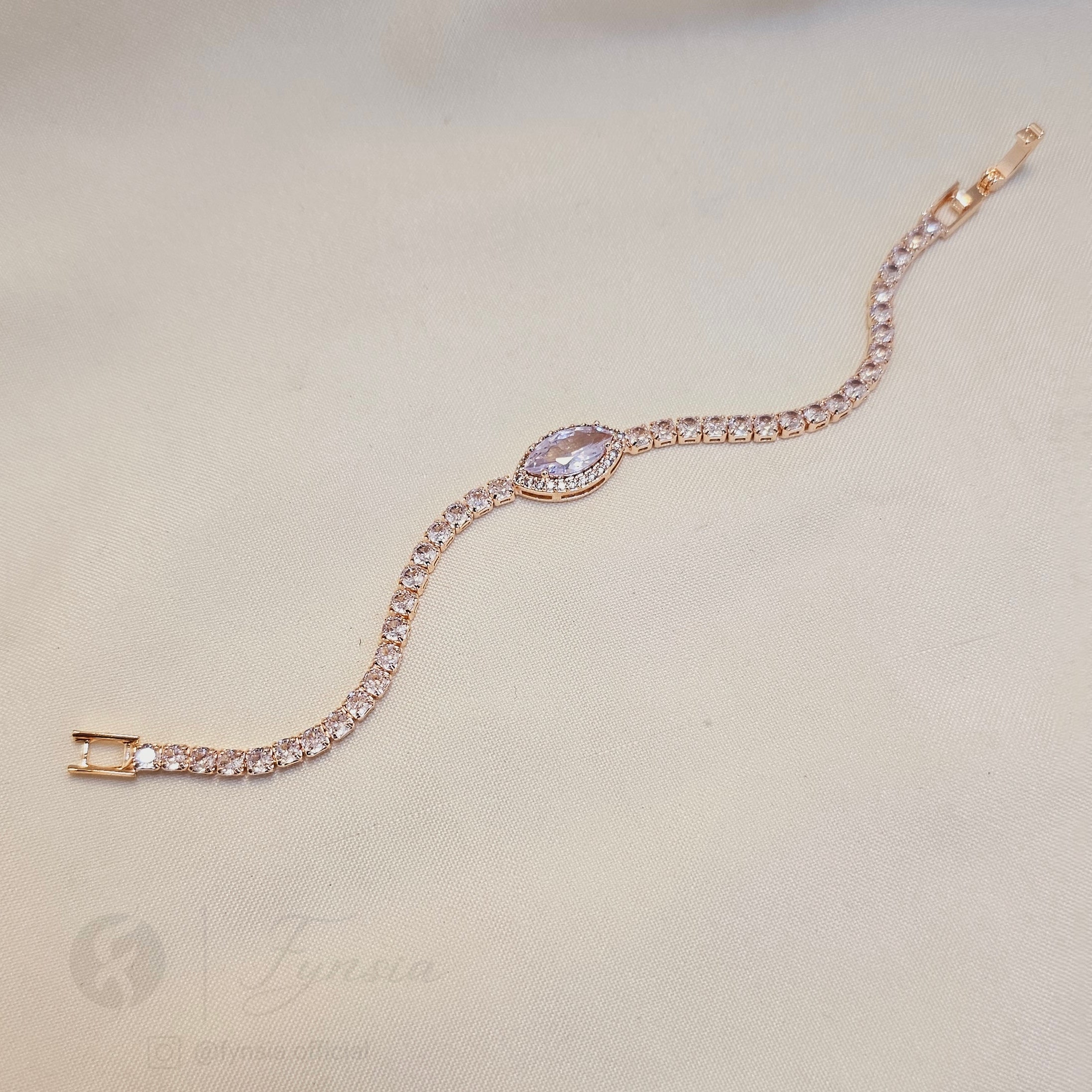Rosegold Zirconia Marquise Bracelet - Anti Tarnish | Fynsia