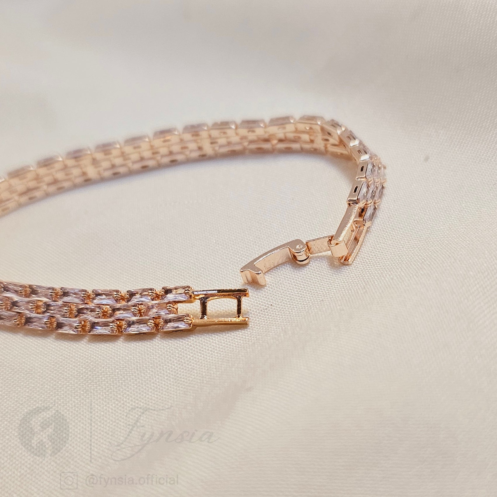 Rosegold Zirconia Baguette Belt Tennis Bracelet - Anti Tarnish | Fynsia