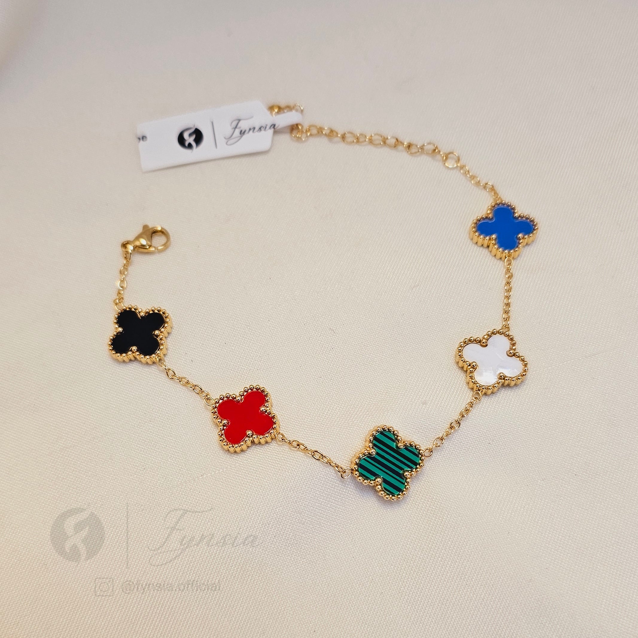 Faye Multi-Clover 18k Gold Tone Stainless Steel Adjustable Bracelet - Anti Tarnish | Fynsia