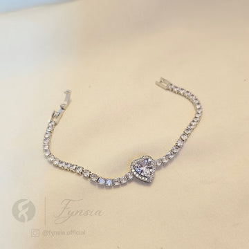 Silver Zirconia Heart Bracelet - Anti Tarnish | Fynsia