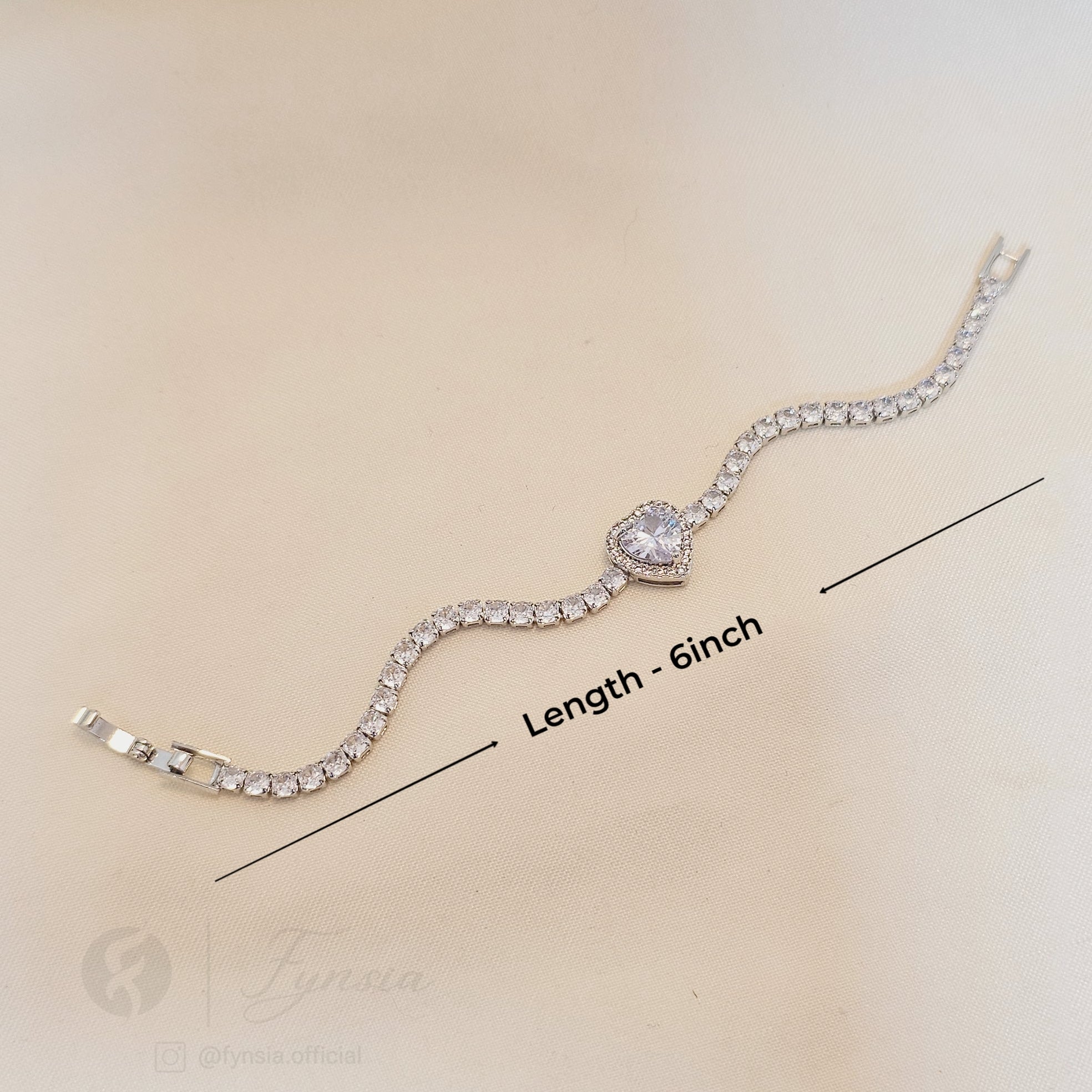 Silver Zirconia Heart Bracelet - Anti Tarnish | Fynsia