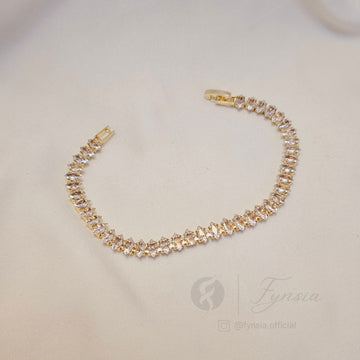 Golden Zirconia Marquise Tennis Bracelet - Anti Tarnish | Fynsia