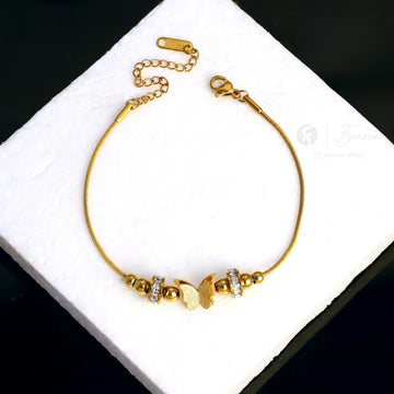 Sahar 18k Gold Tone Stainless Steel Adjustable Bracelet - Anti Tarnish | Fynsia