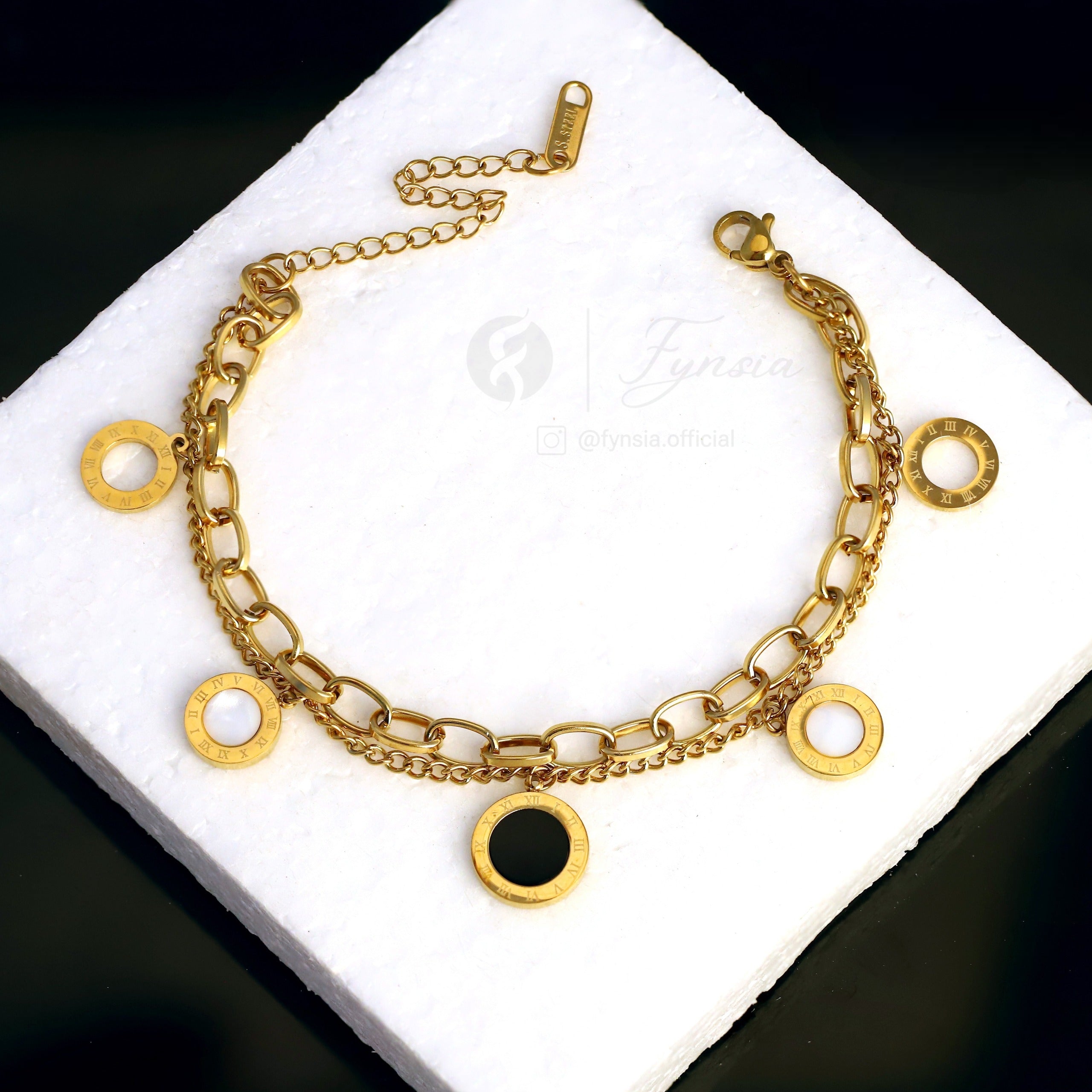 Daniya 18k Gold Tone Stainless Steel Adjustable Bracelet - Anti Tarnish | Fynsia