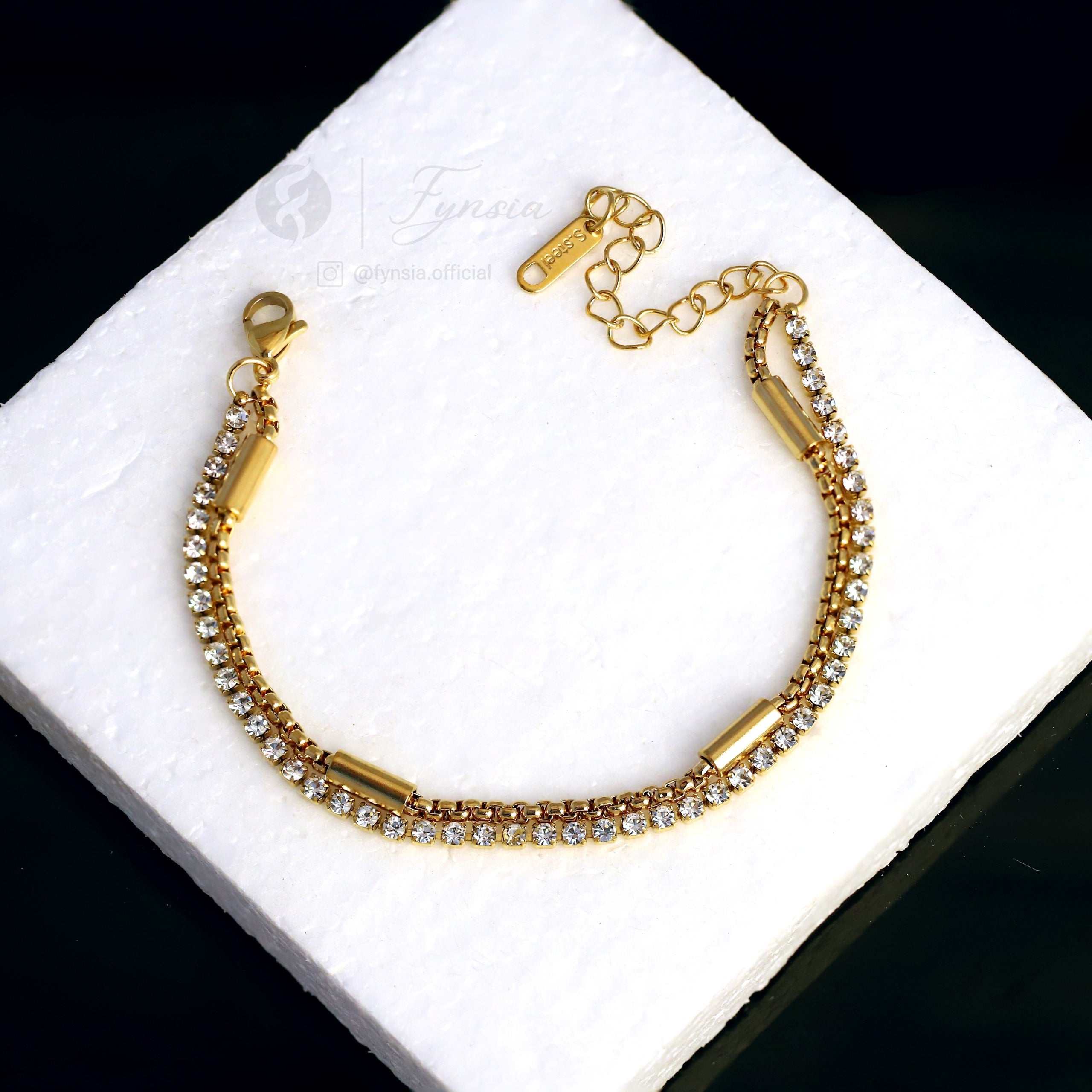 Nova 18k Gold Tone Stainless Steel Adjustable Bracelet - Anti Tarnish | Fynsia