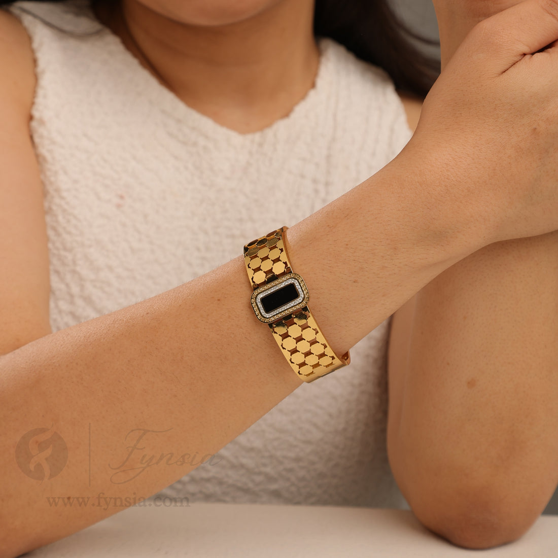 Amara Golden Anti Tarnish Kada – Stainless Steel Bracelet | Fynsia