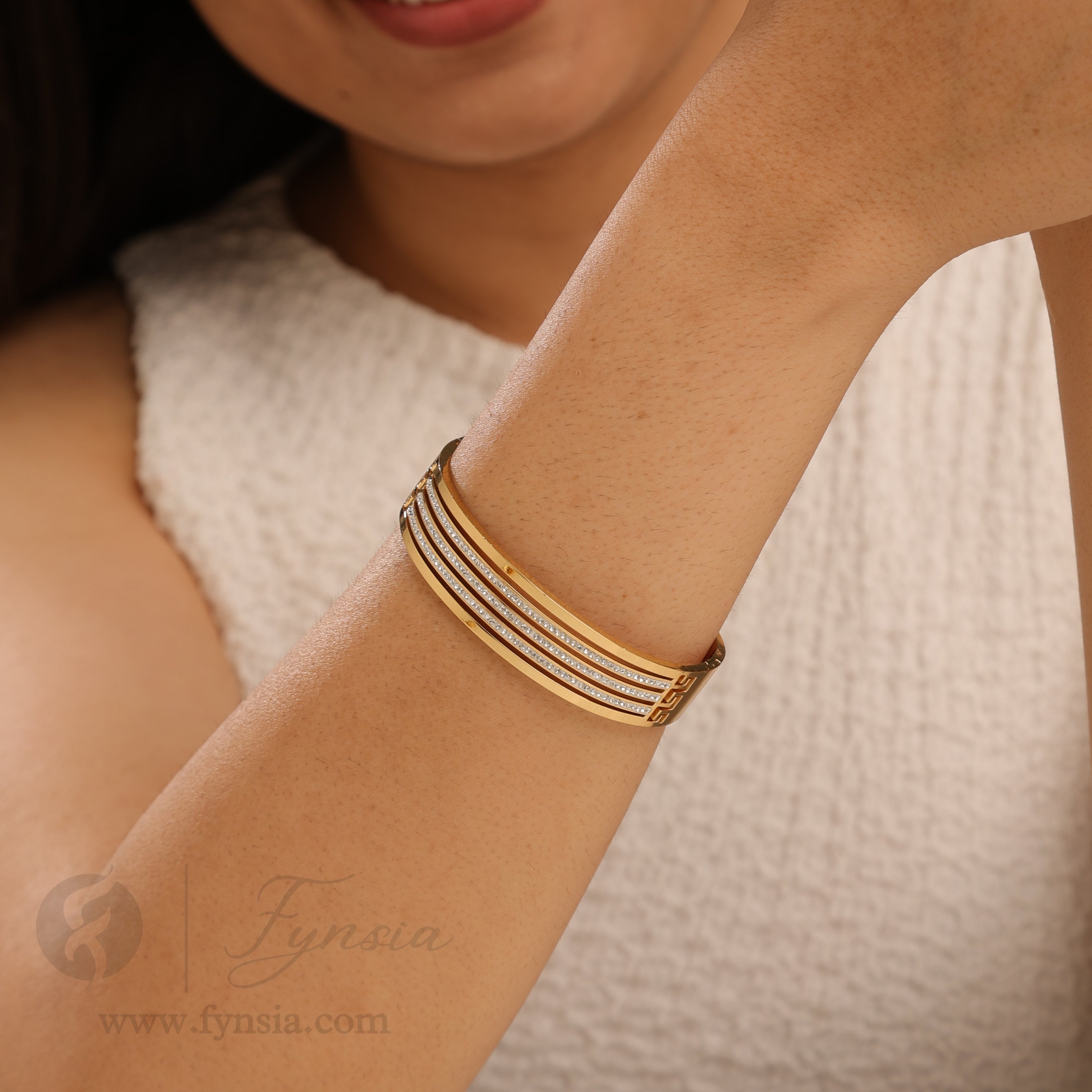Noor Golden Anti Tarnish Kada – Stainless Steel Bracelet | Fynsia