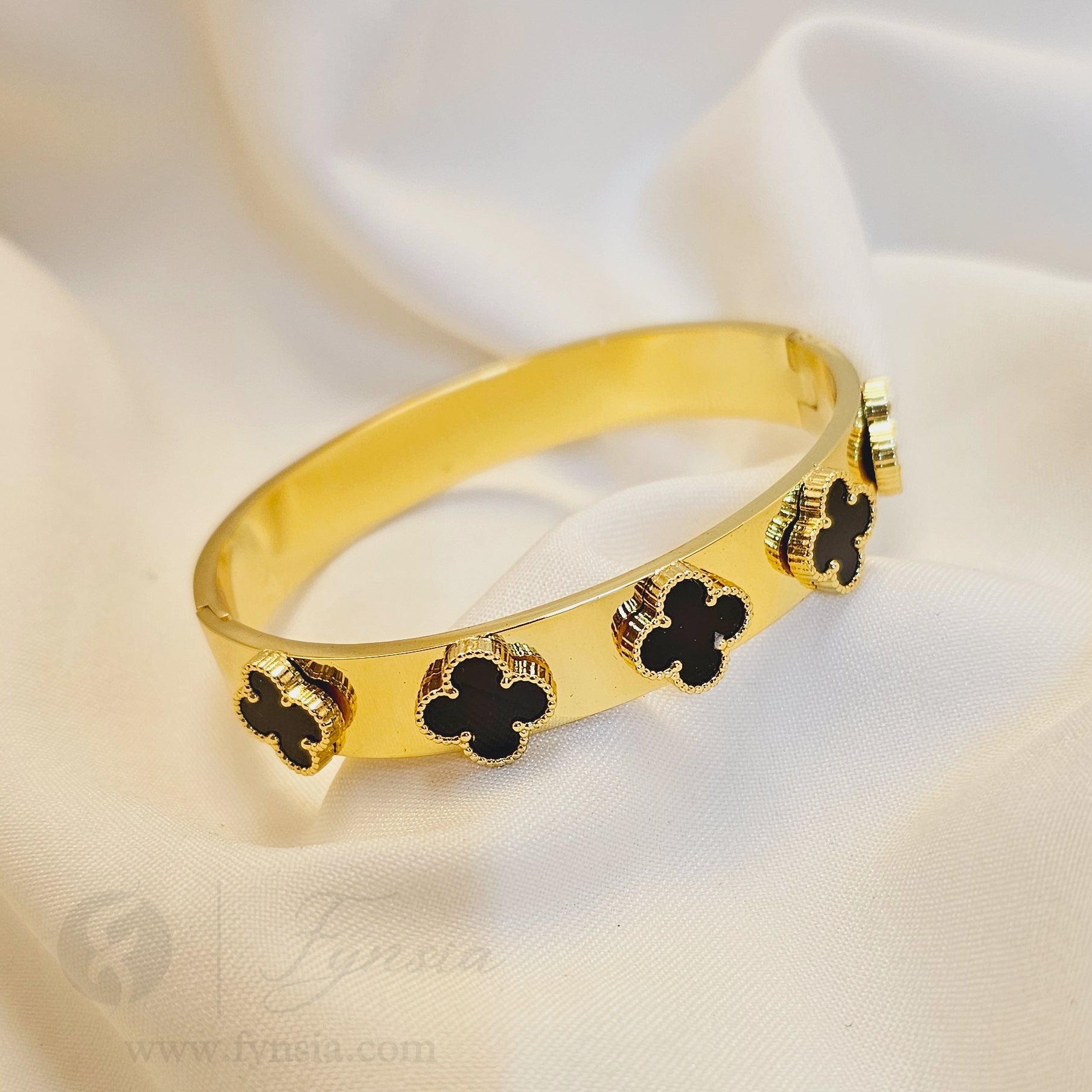 Nigaar Golden Anti Tarnish Kada – Stainless Steel Bracelet | Fynsia