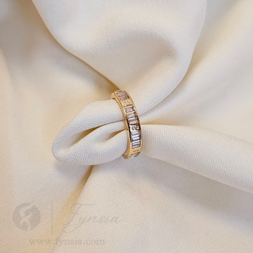Jenna Gold Ring For Women - Anti Tarnish | Fynsia