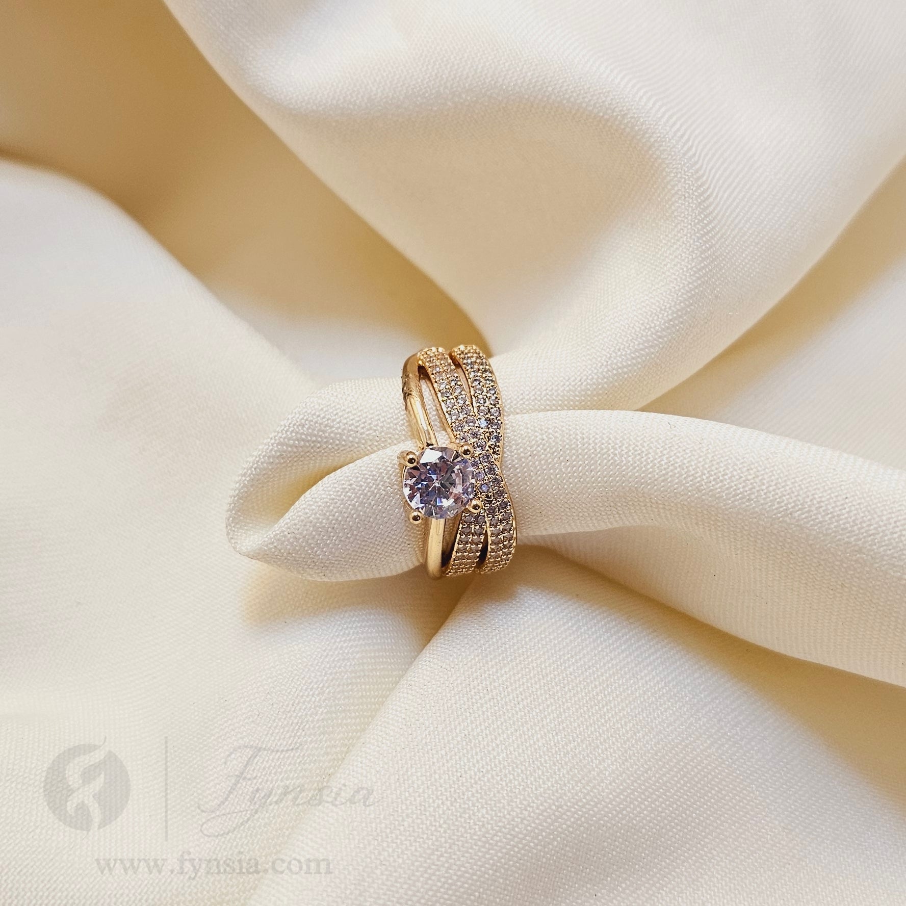 Mary Gold Ring For Women - Anti Tarnish | Fynsia