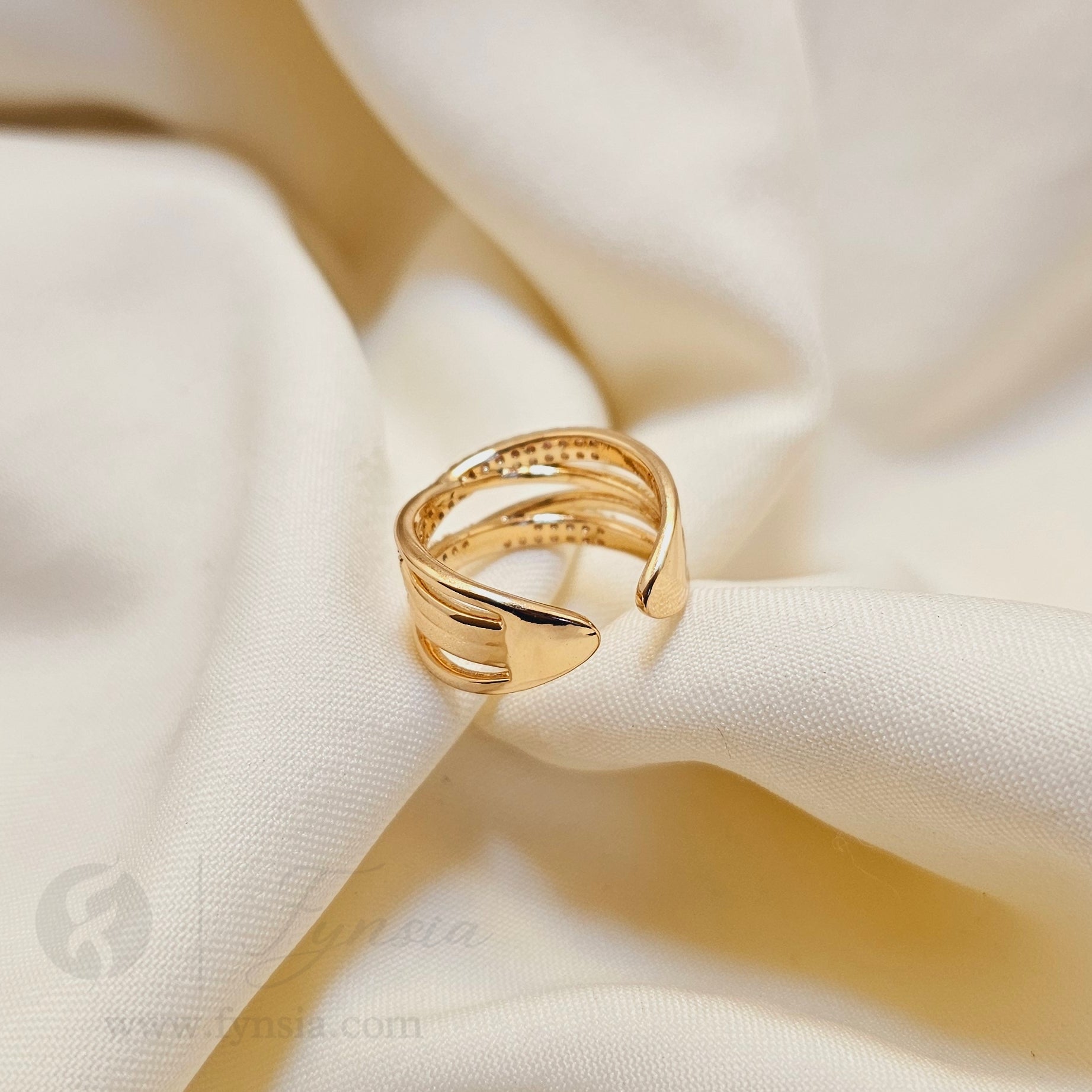 Katherine Gold Ring For Women - Anti Tarnish | Fynsia