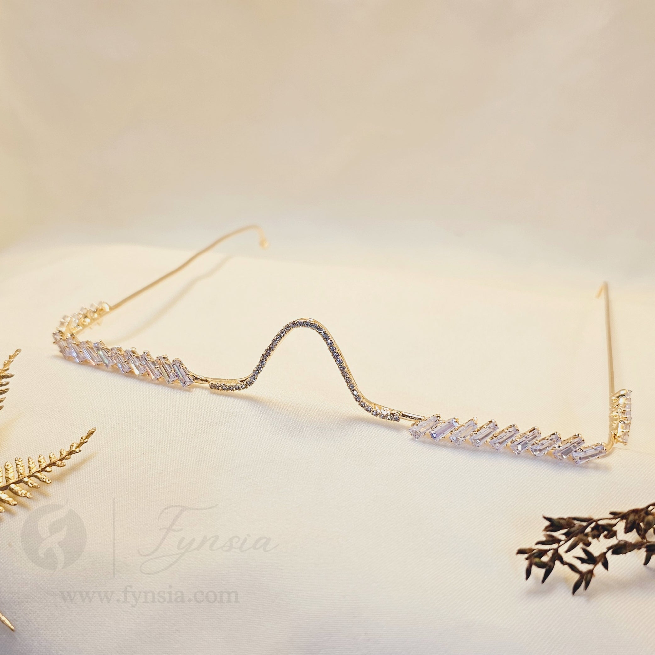 Surbhi Zirconia Trendy Facelet | Fynsia