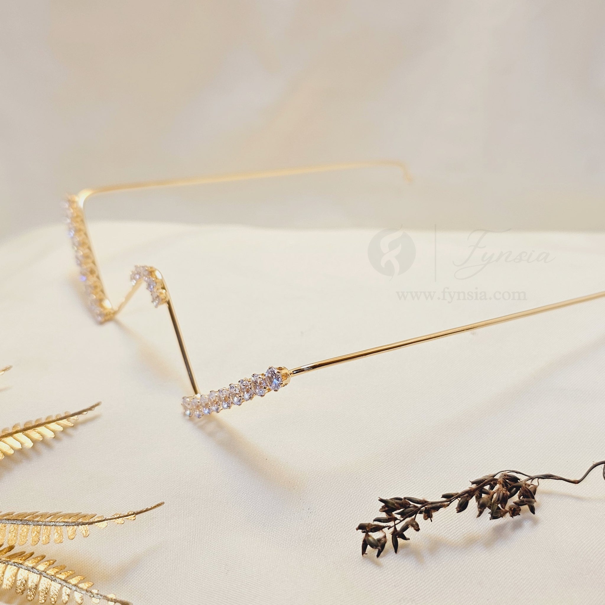 Radhika Zirconia Trendy Facelet | Fynsia