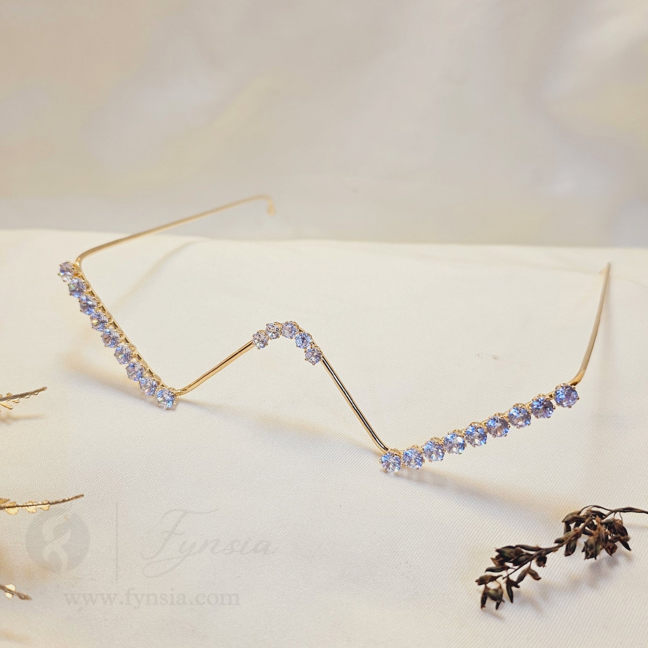 Radhika Zirconia Trendy Facelet | Fynsia