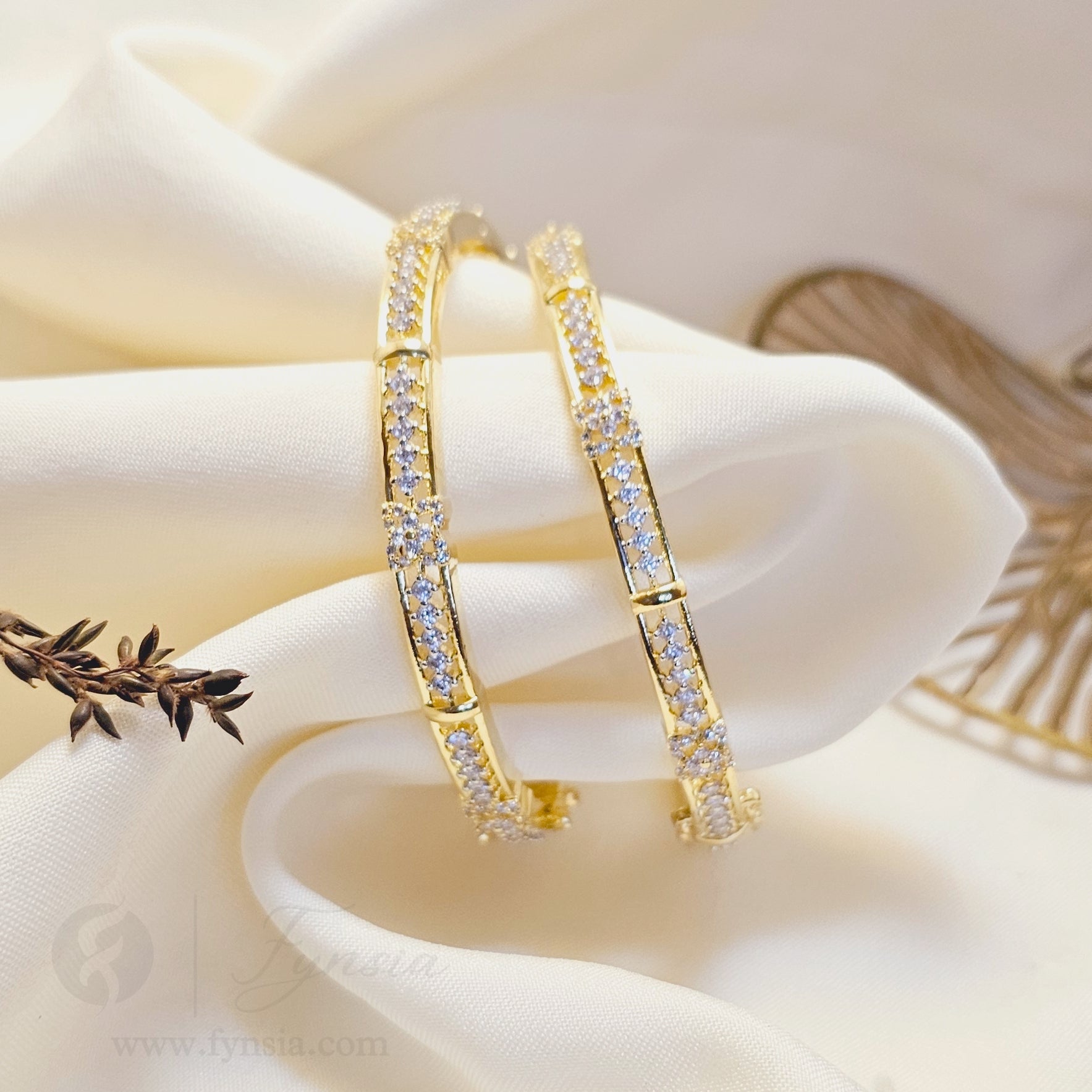Muskan 18k Gold Tone 2pc American Diamond Bangles | Openable Lock | Fynsia