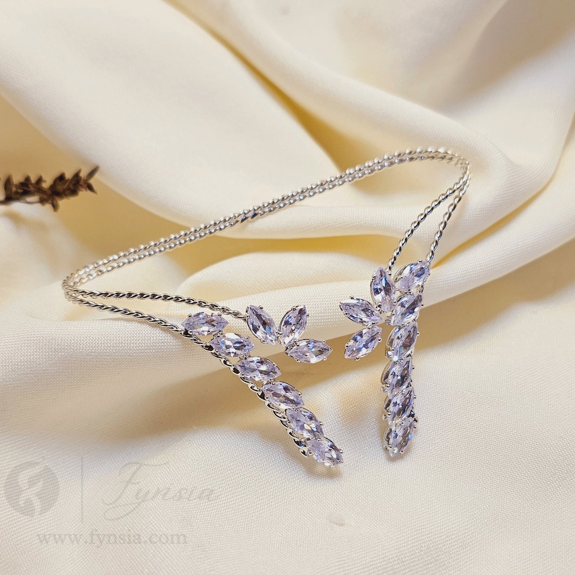 Farha Silver Handcuff - Anti-Tarnish | Fynsia