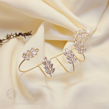 Diva Golden Handcuff - Anti-Tarnish | Fynsia