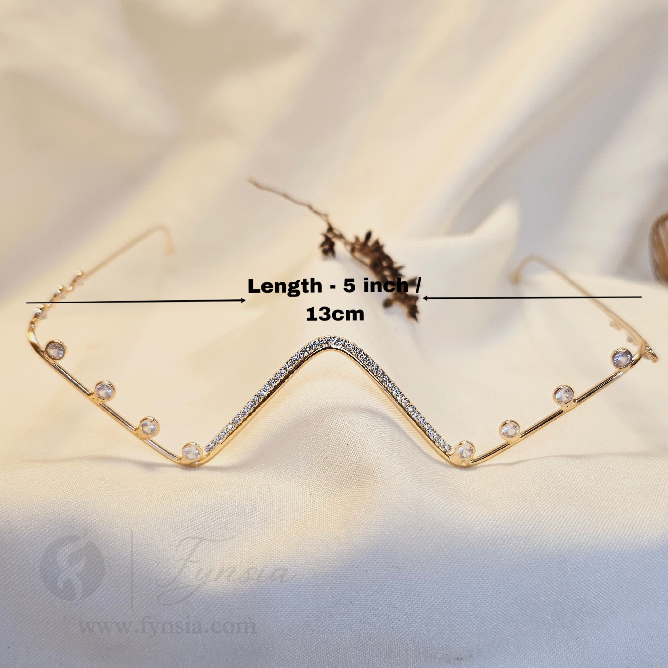 Swara Zirconia Trendy Facelet | Fynsia