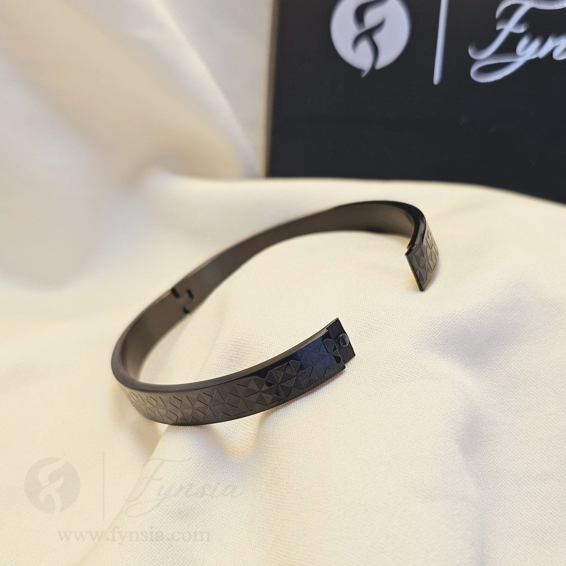 Stan Men's Kada - Gunmetal tone | Fynsia