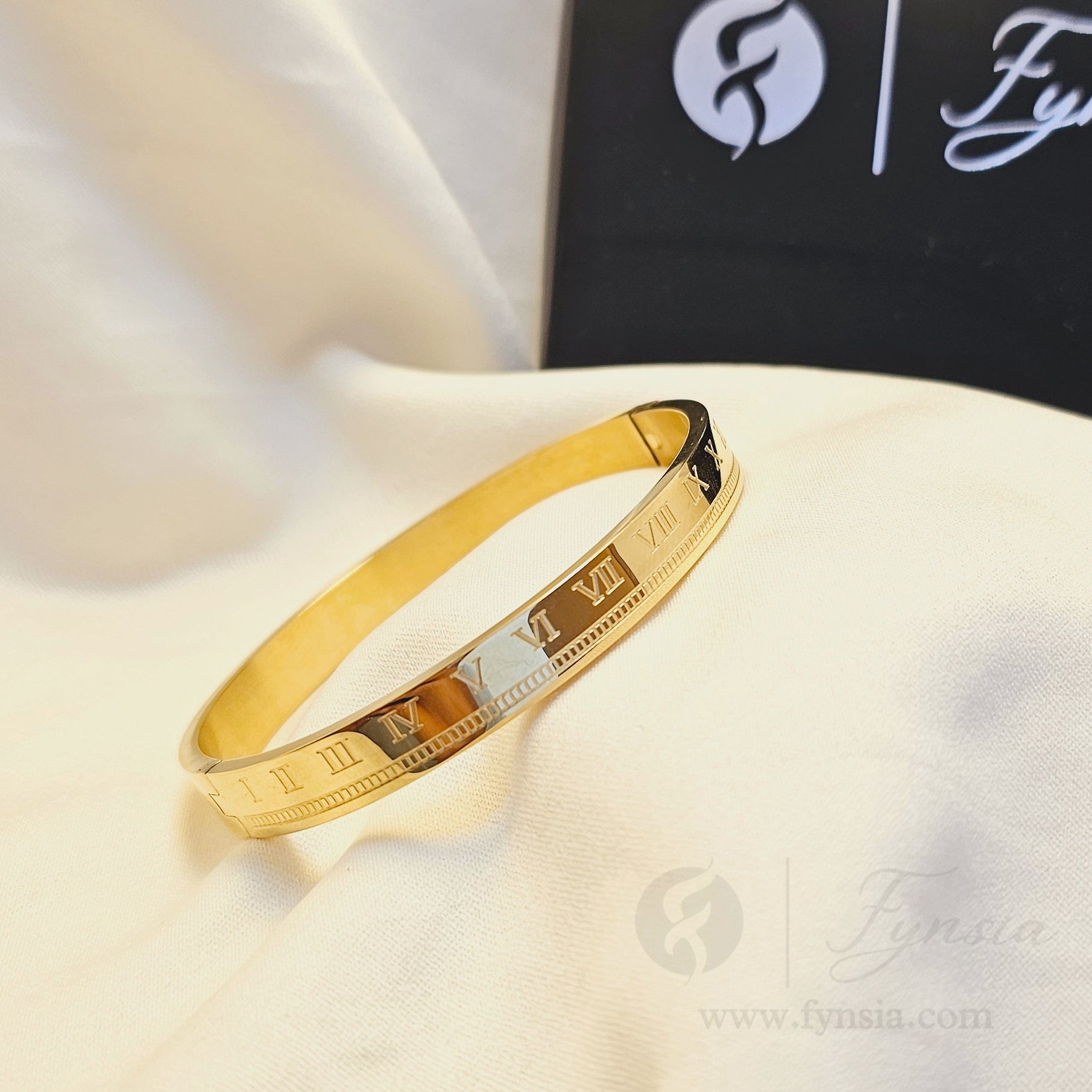 Haider Men's Kada - 18k Gold tone | Fynsia