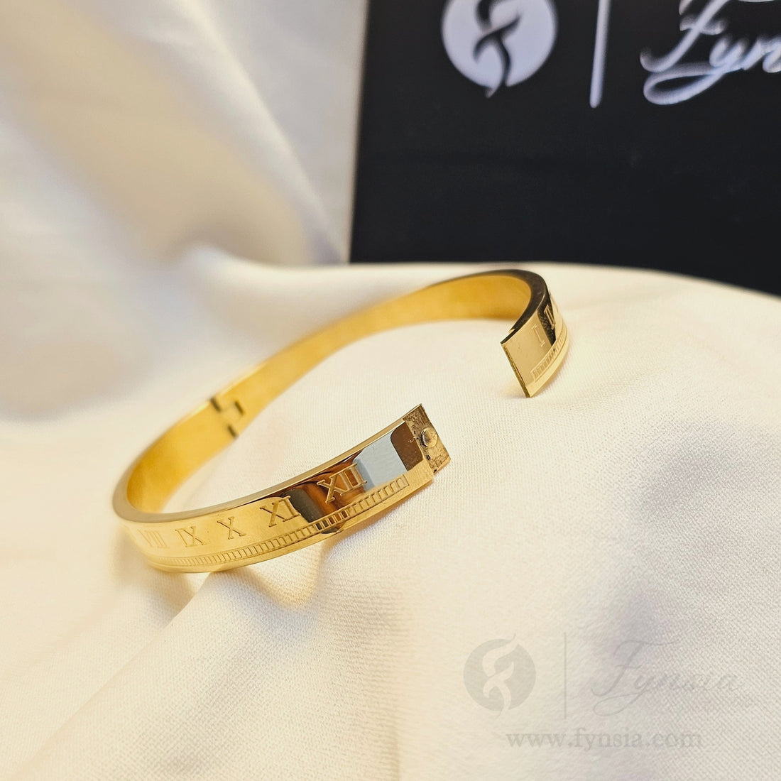 Haider Men's Kada - 18k Gold tone | Fynsia