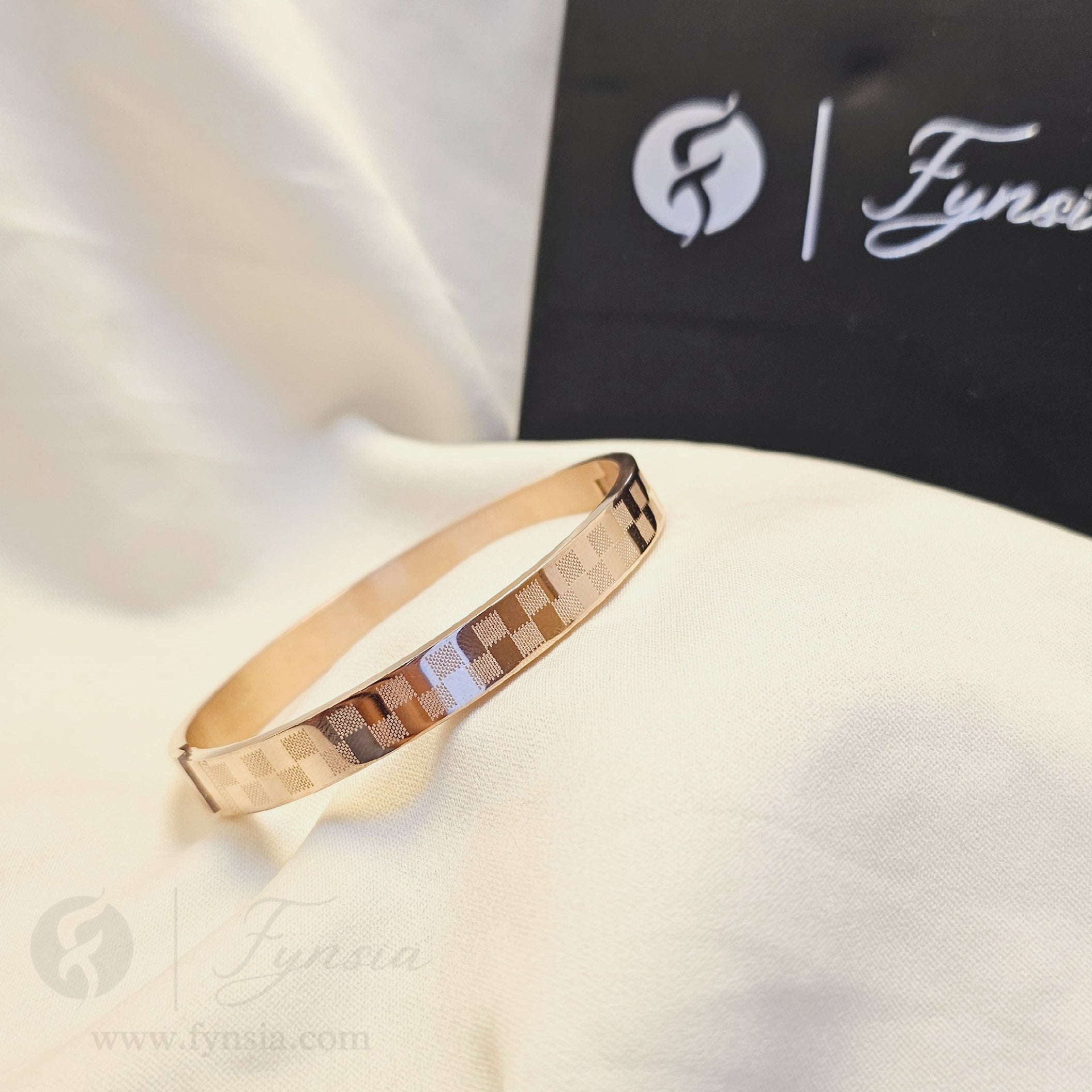 Shiva Men's Kada - 18k Rosegold tone | Fynsia