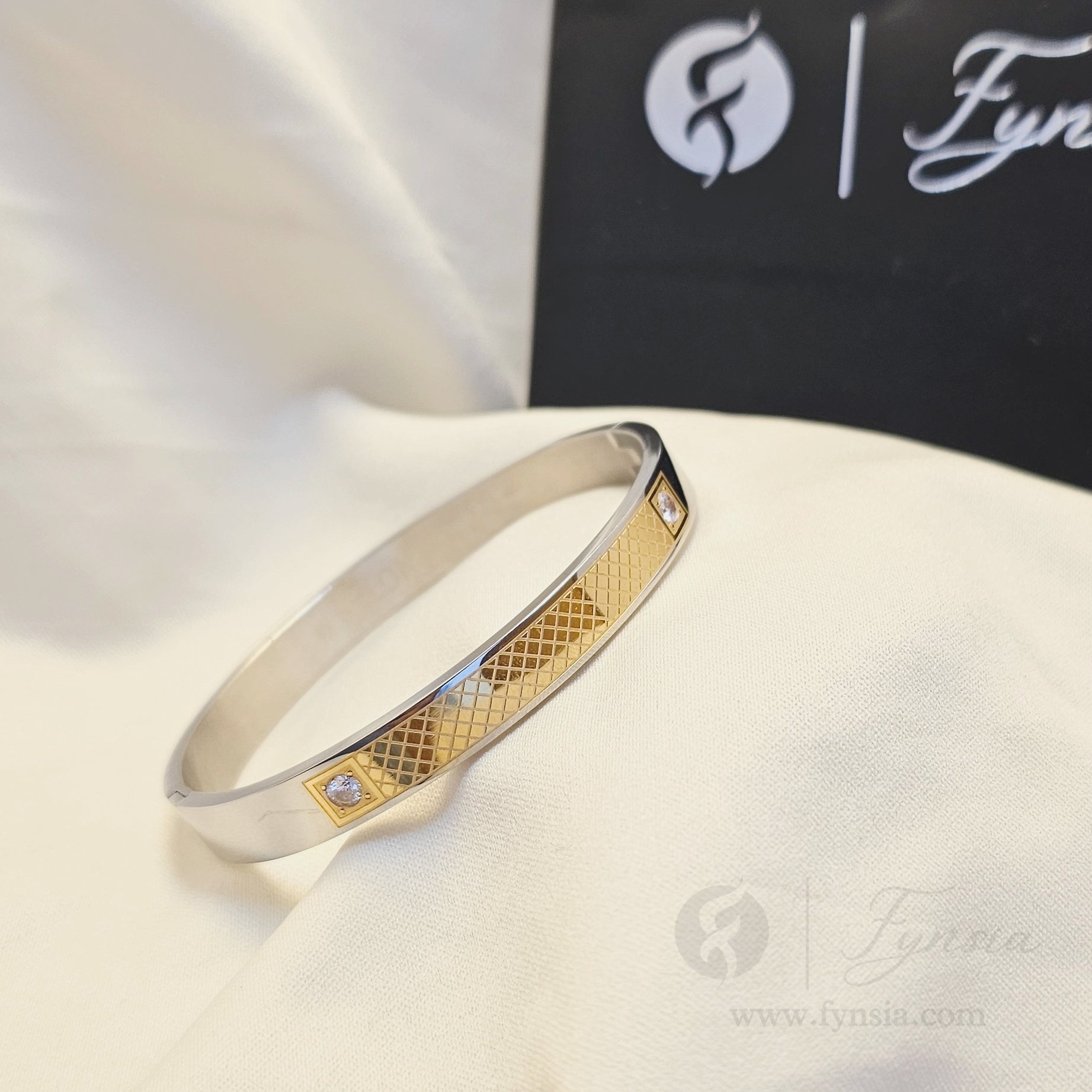 Nik Men's Kada - Silver 2 Tone | Fynsia