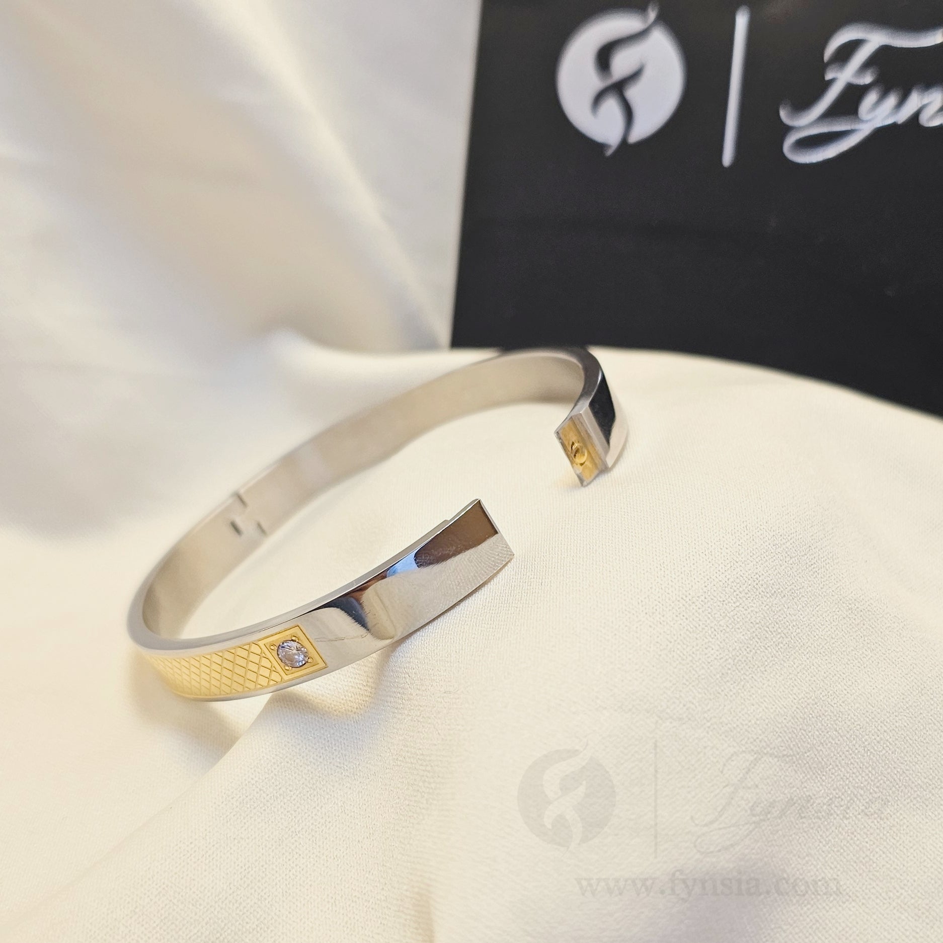 Nik Men's Kada - Silver 2 Tone | Fynsia