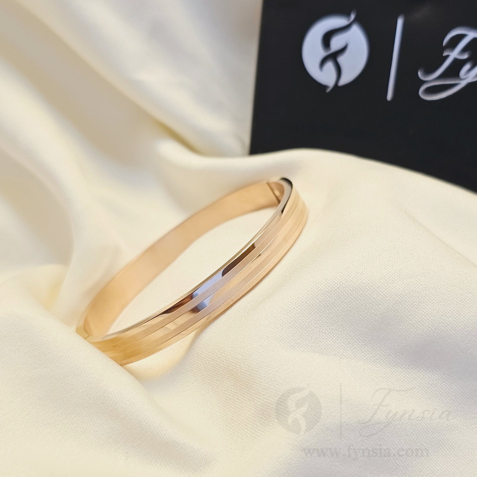 Jade Men's Kada - 18k Rosegold tone | Fynsia