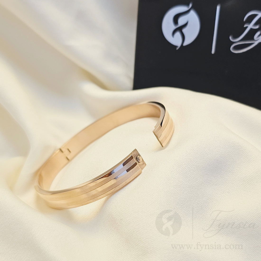 Jade Men's Kada - 18k Rosegold tone | Fynsia