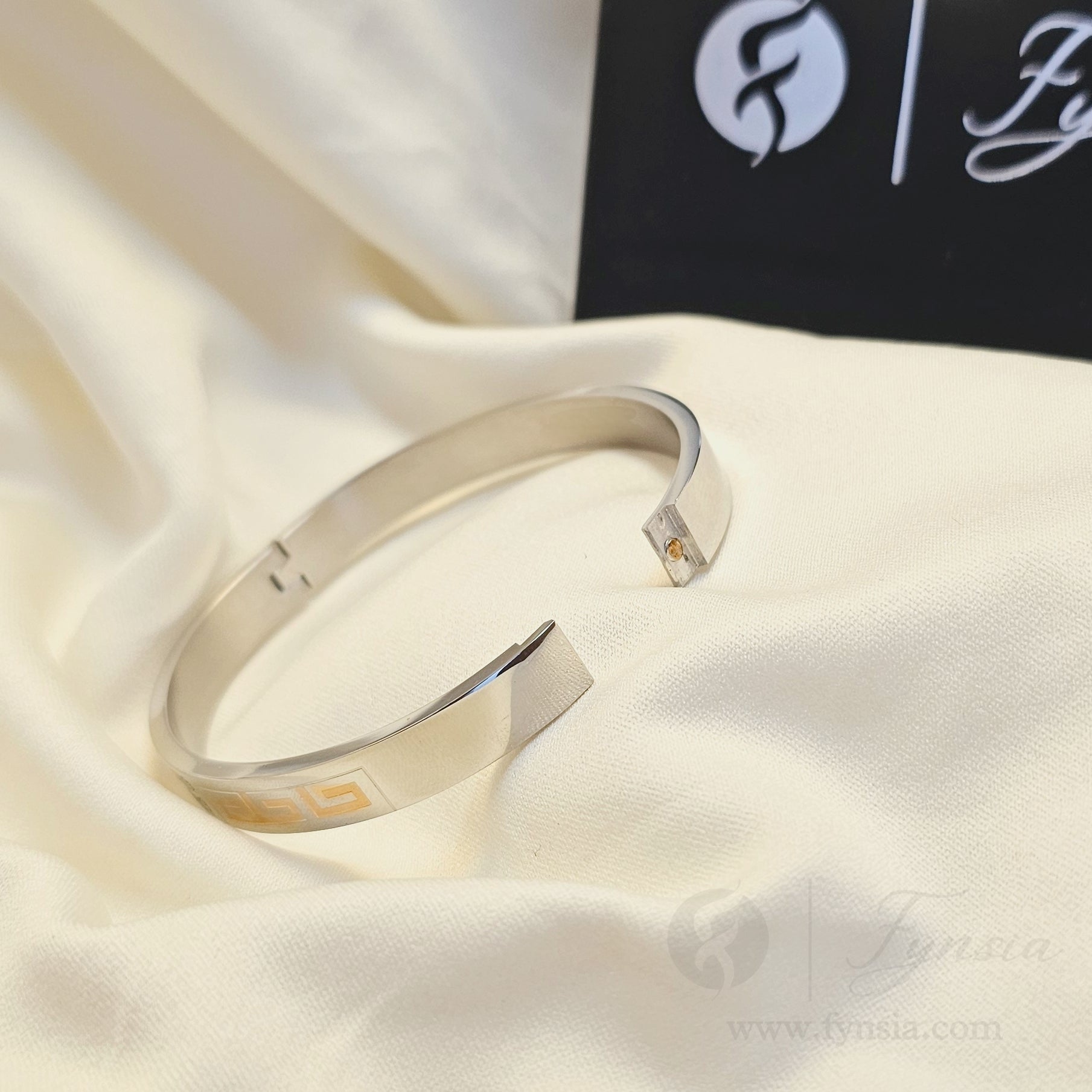 Rahul Men's Kada - Silver Tone | Fynsia