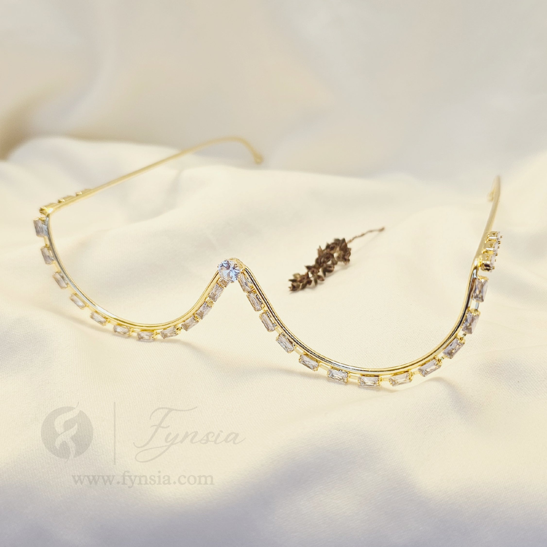 Parineeti Zirconia Trendy Facelet | Fynsia