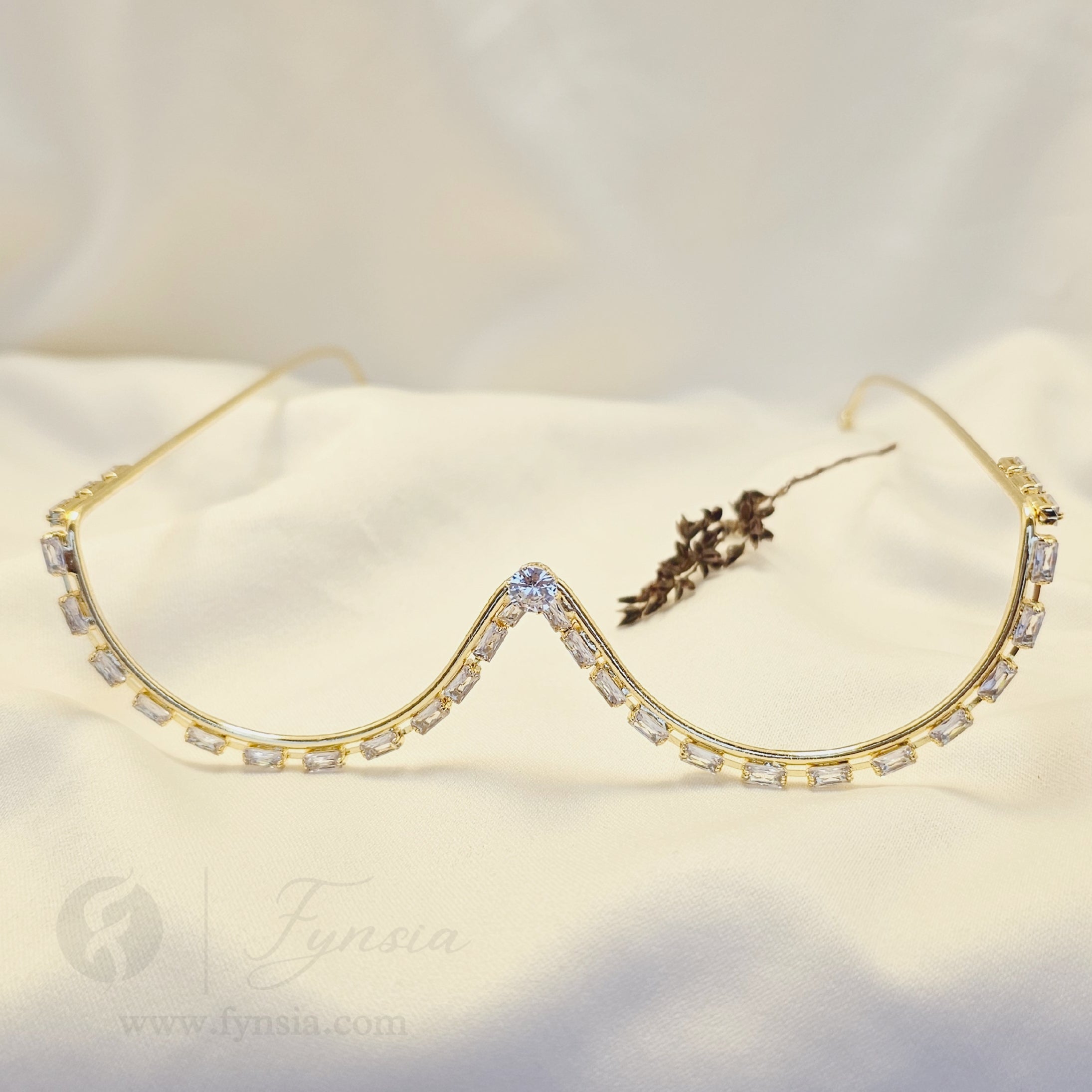 Parineeti Zirconia Trendy Facelet | Fynsia